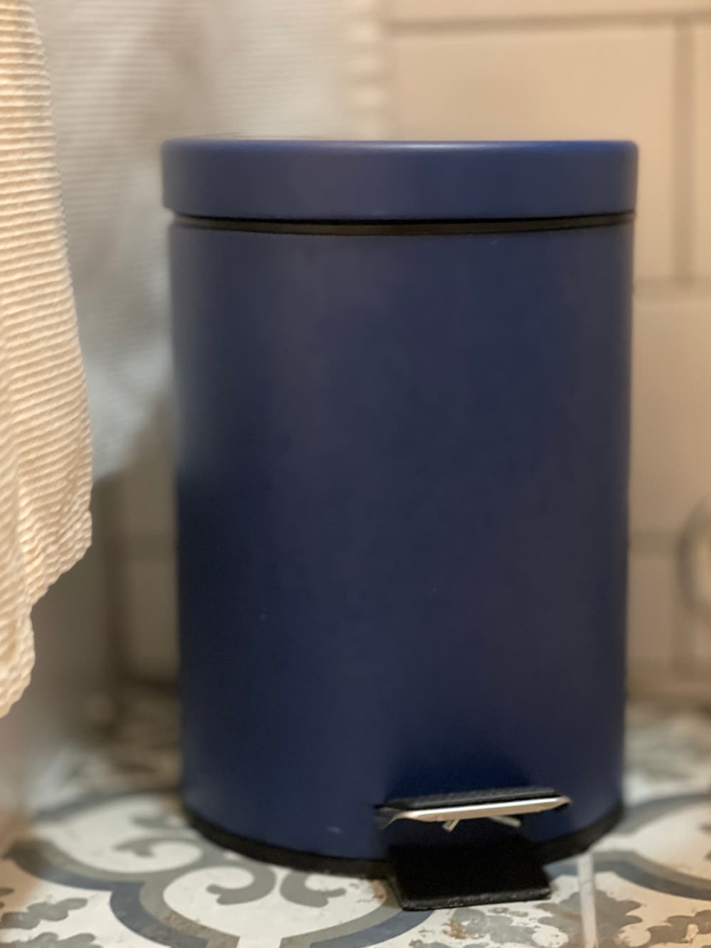 HOW TO ORGANIZE YOUR GUEST BATH - Saved from Salvage