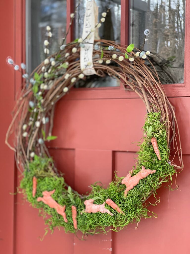 Easy DIY Spring Wreath Ideas for outdoors using Terra Cotta Pots