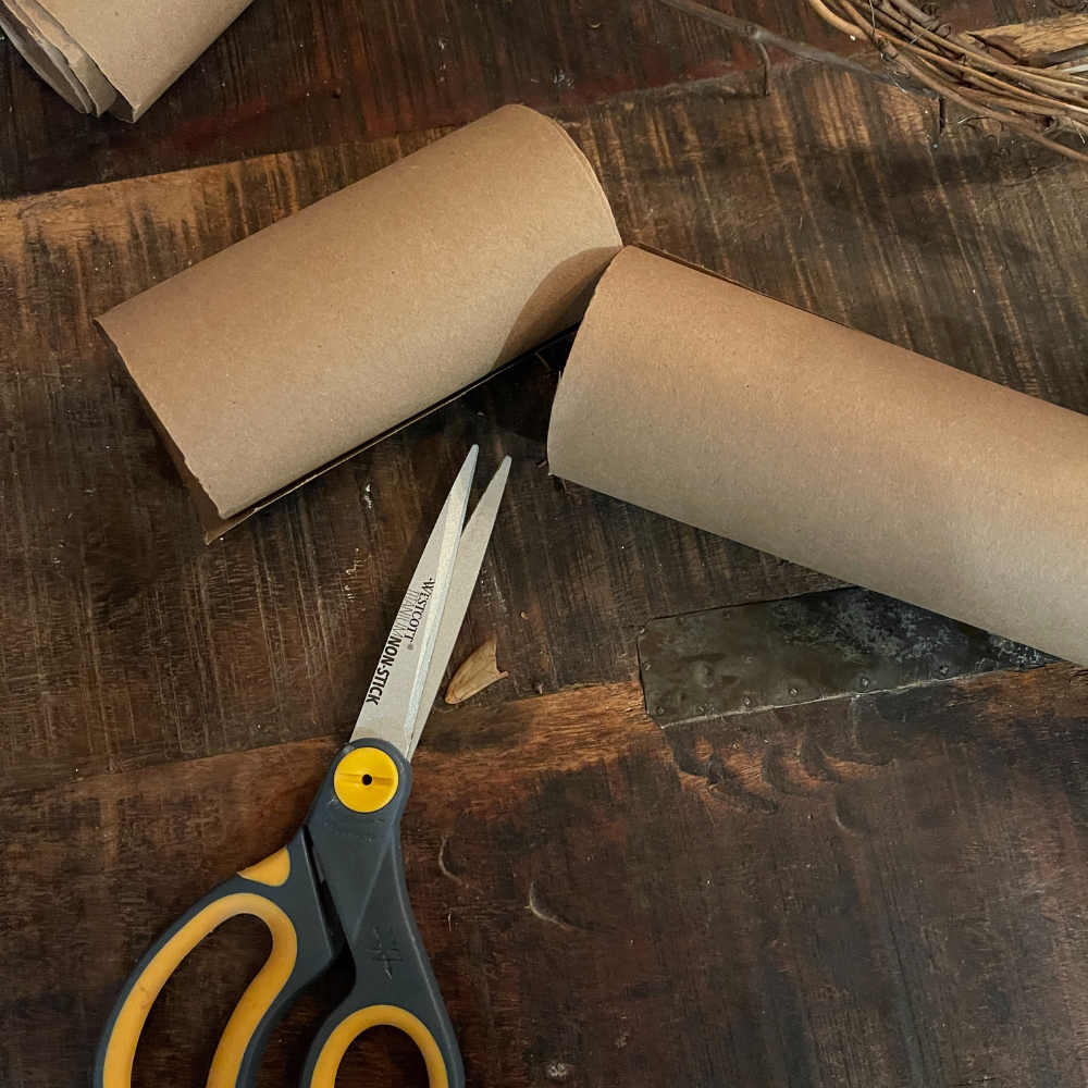 ROLLS OF CUT KRAFT PAPER